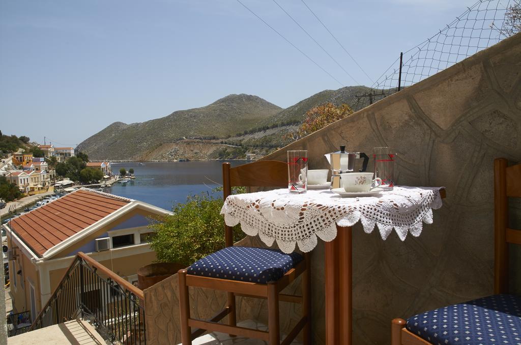 Athina Studios Simi Exterior foto